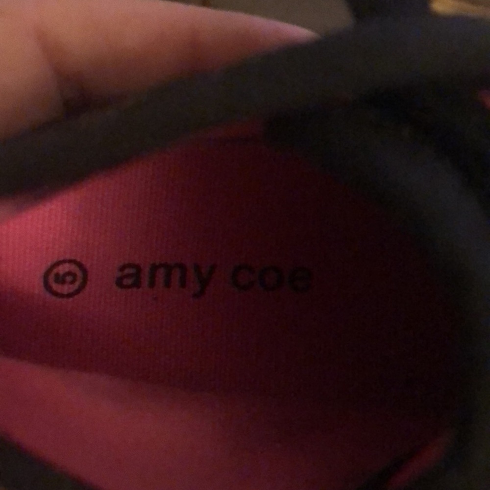 Toddler Rhinestone High Tops🌸 - Picture 4 of 4